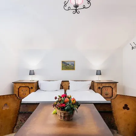 Chalet Levi By Alpine Host Helpers *