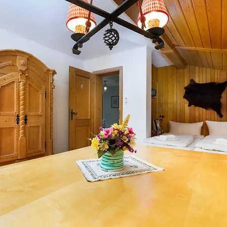 Chalet Levi By Alpine Host Helpers