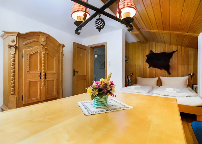 Chalet Levi By Alpine Host Helpers